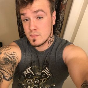 Meet your Posher, Dakota